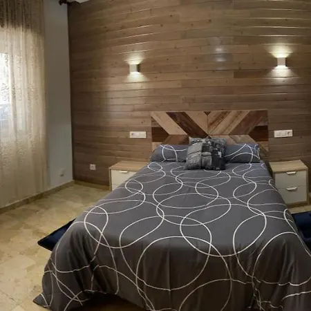 Casa Branal Do Grove Ferienhaus *